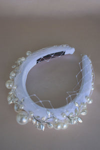 Oversized Pearl & Crystal Velvet Headband (White)