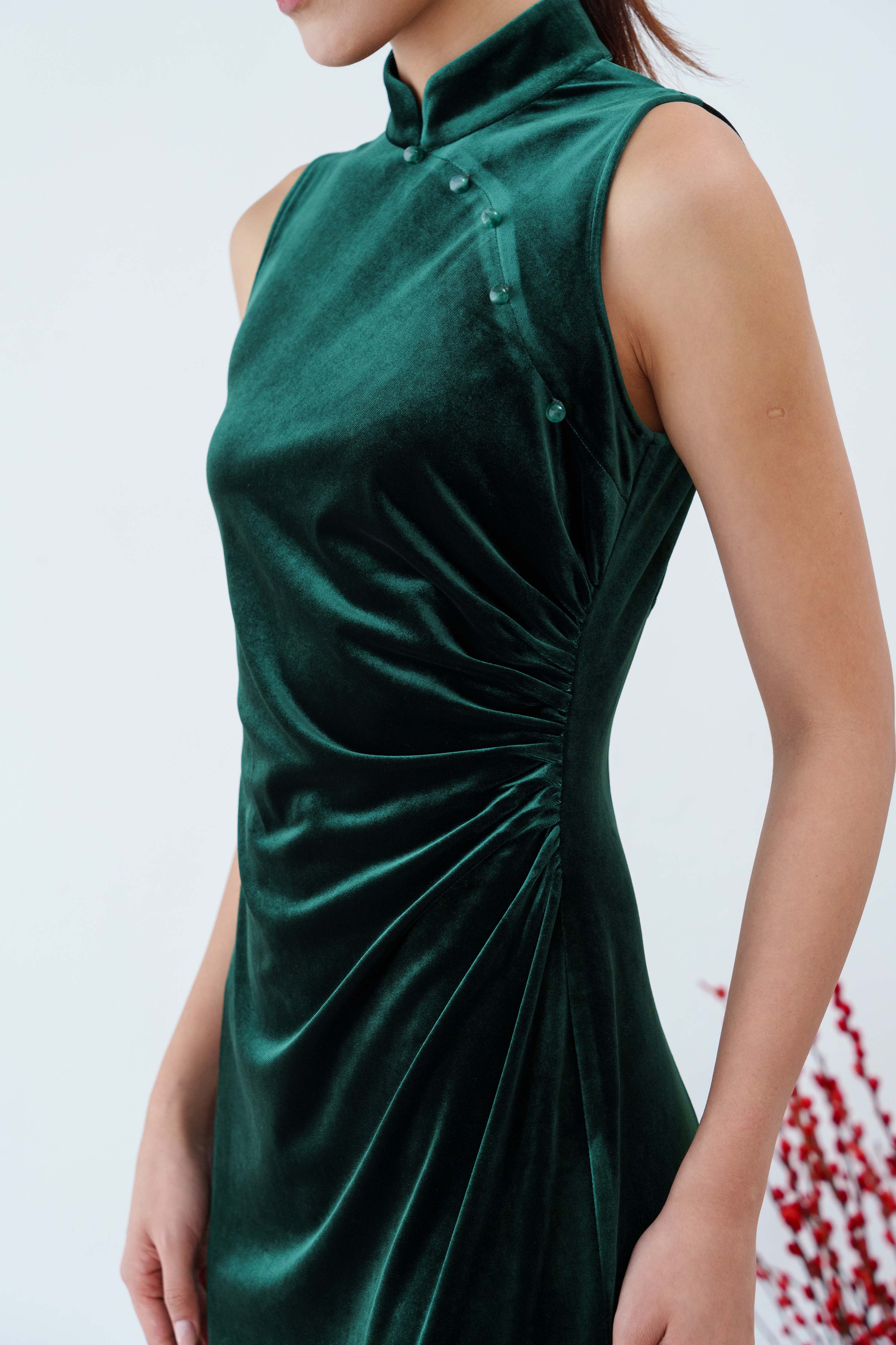 Green Hellebores Sleeveless Open Back Ruched Qipao